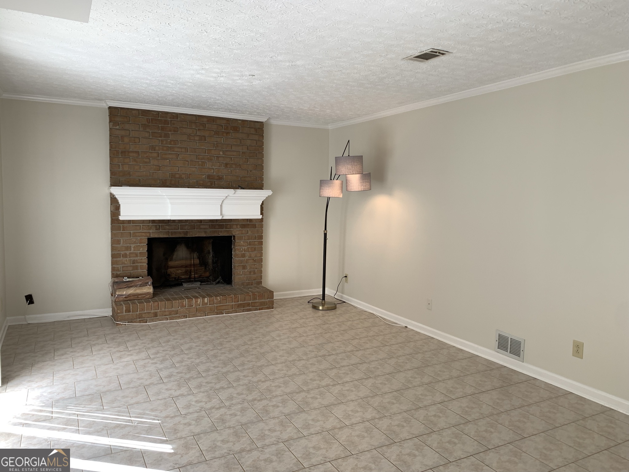 4536 Woodlawn Lake Drive Marietta GA 30068