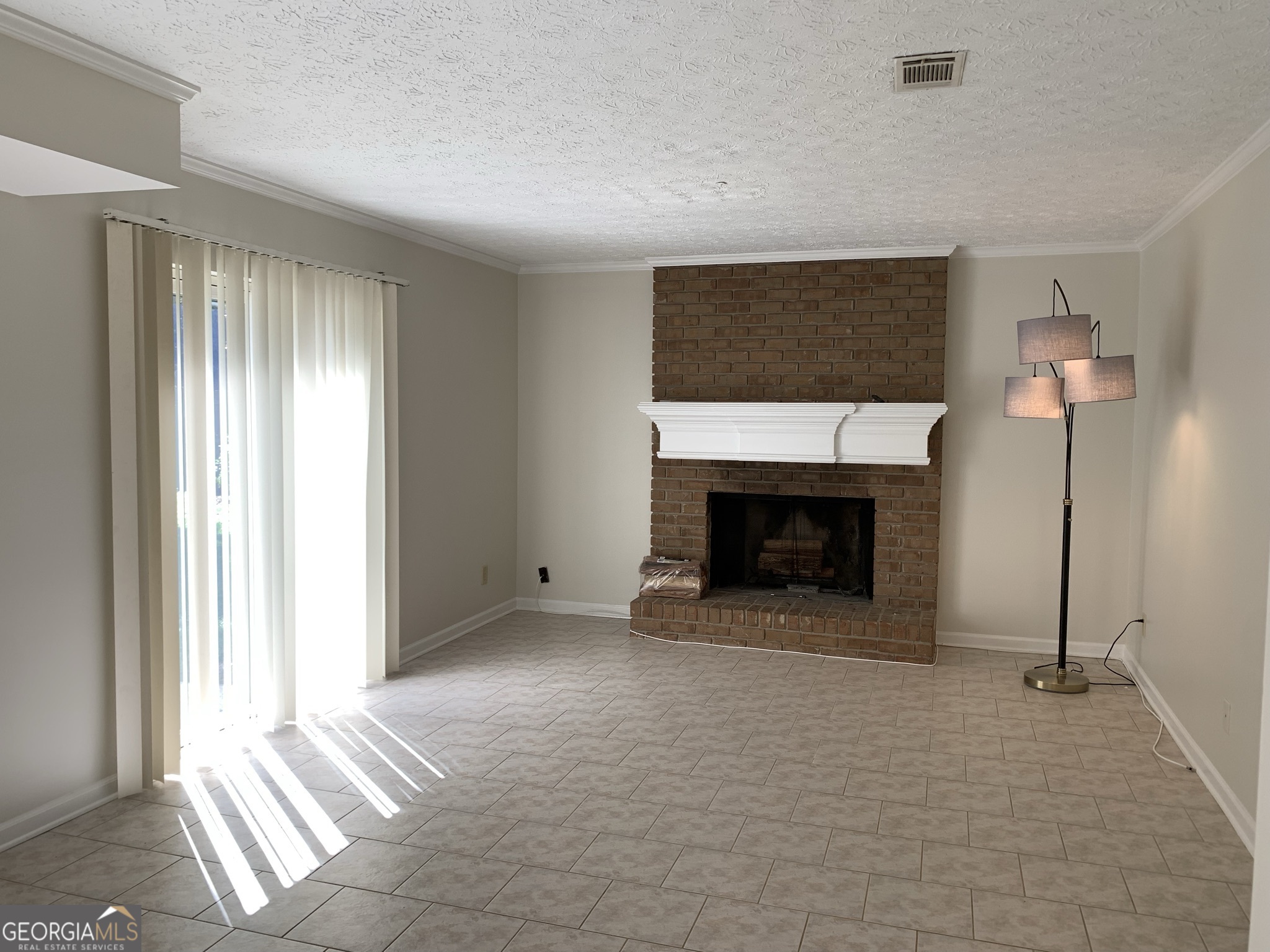 4536 Woodlawn Lake Drive Marietta GA 30068
