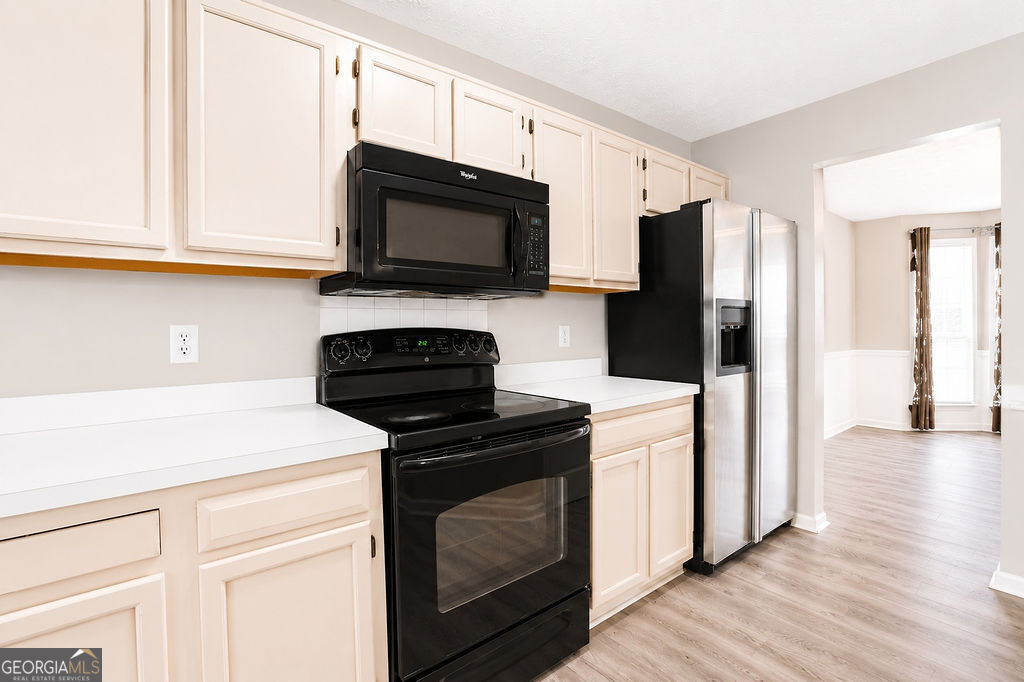 775 Stonemill Manor Lithonia GA 30058
