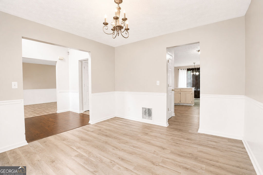 775 Stonemill Manor Lithonia GA 30058