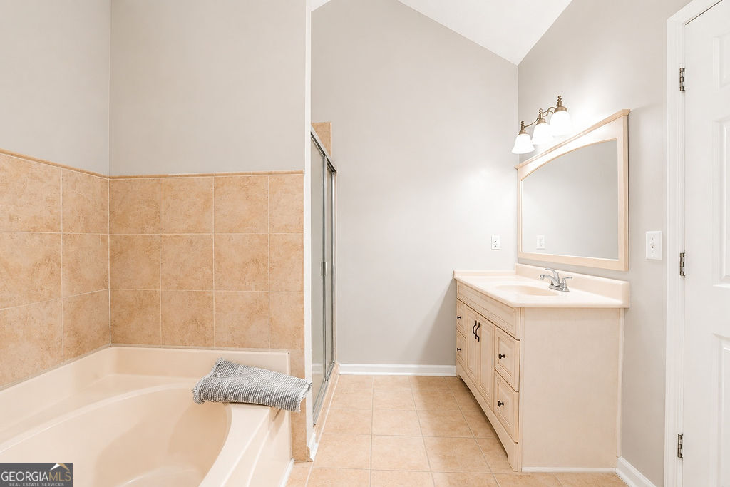 775 Stonemill Manor Lithonia GA 30058