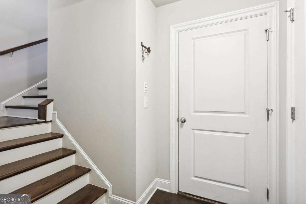 1056 Township Square Alpharetta GA 30022