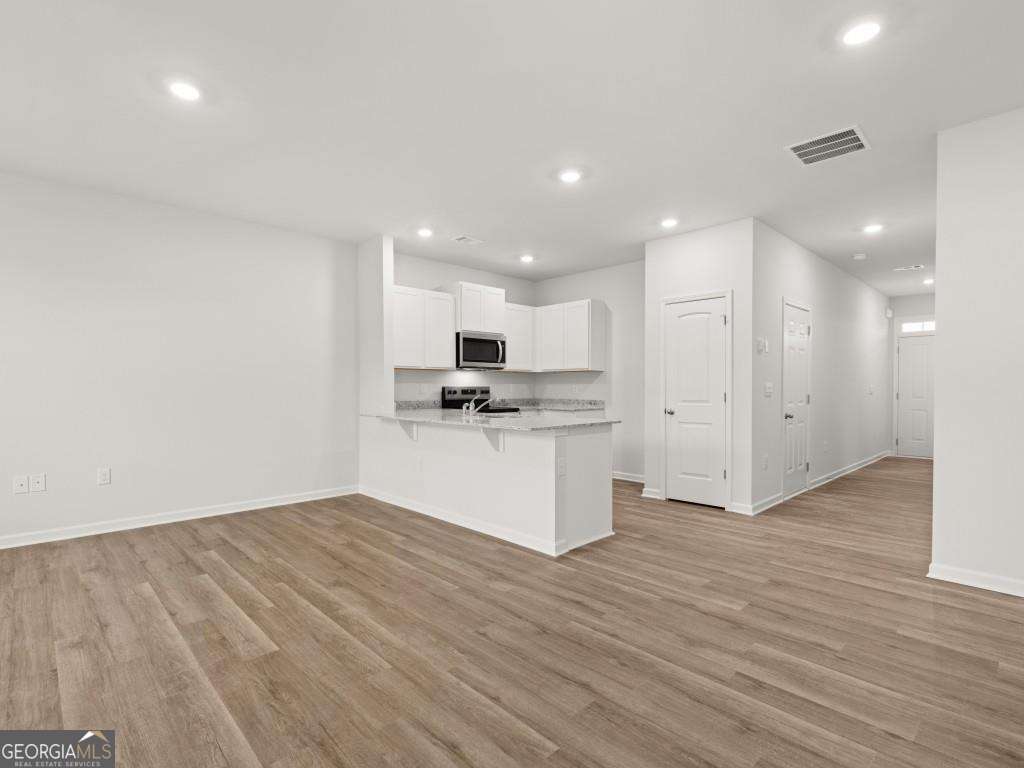 5976 Skylar Drive Atlanta GA 30331