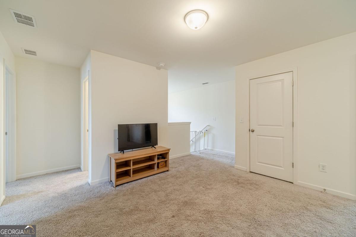 222 Knightsbridge Lane Winder GA 30680