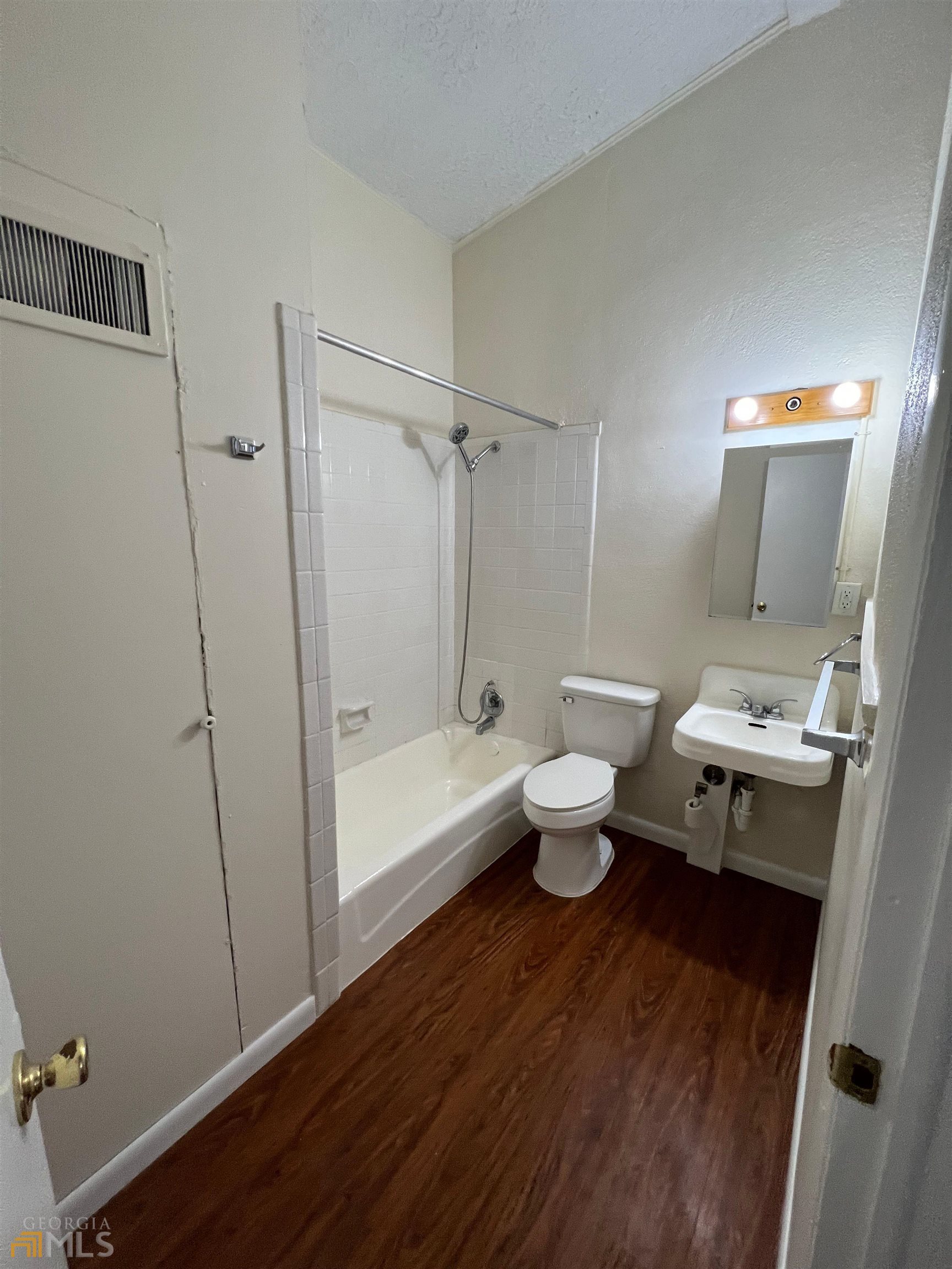 172 Hart Avenue Athens GA 30606