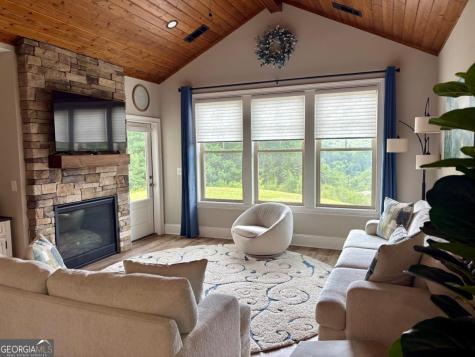 76 Hatch Drive Clayton GA 30525