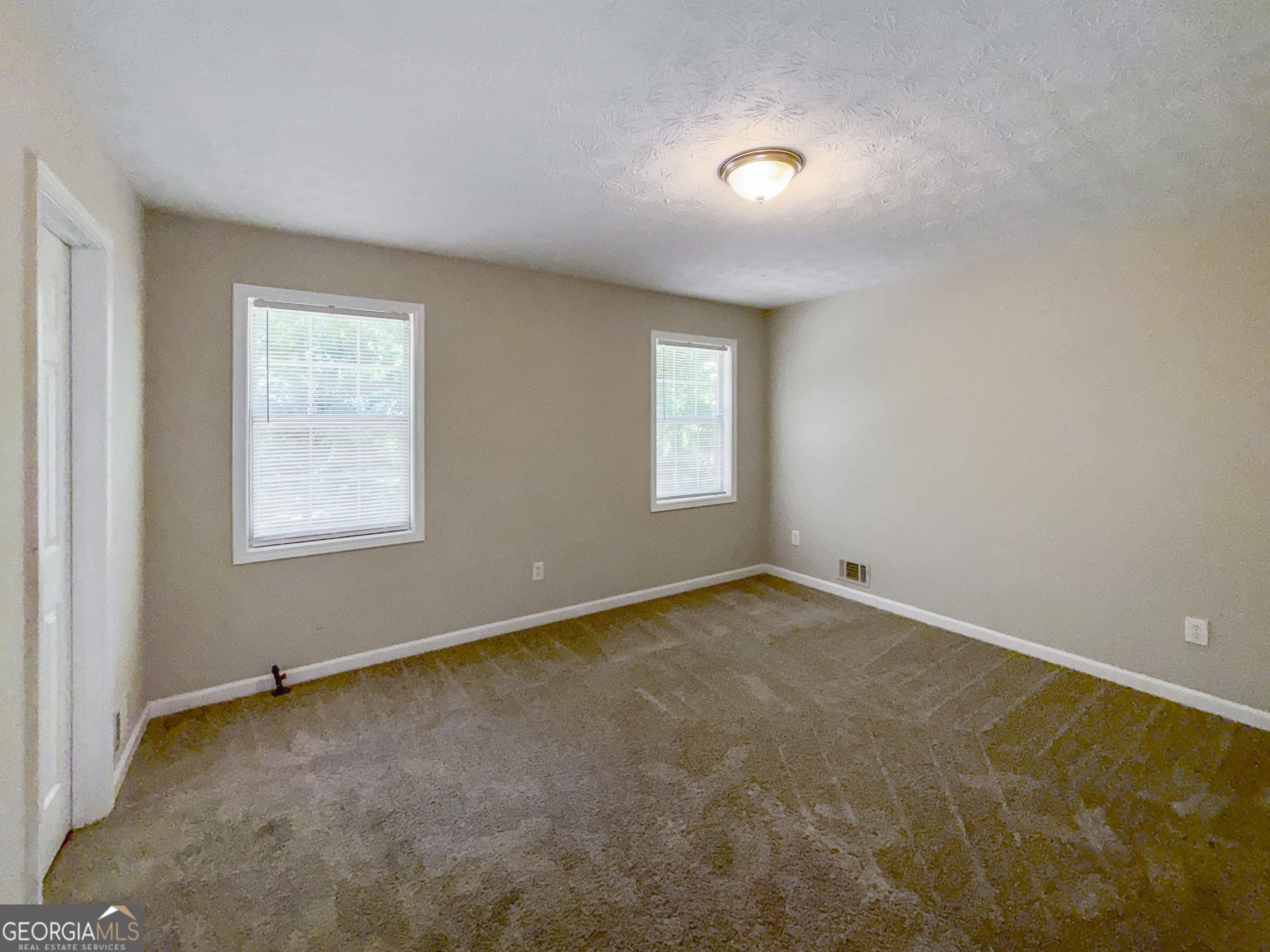 2025 Old Concord Drive SE Covington GA 30016