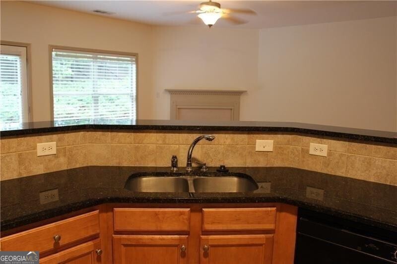 6065 Apple Rose Drive Alpharetta GA 30004