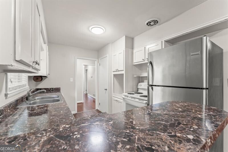 2352 Elmwood Circle SE Atlanta GA 30339
