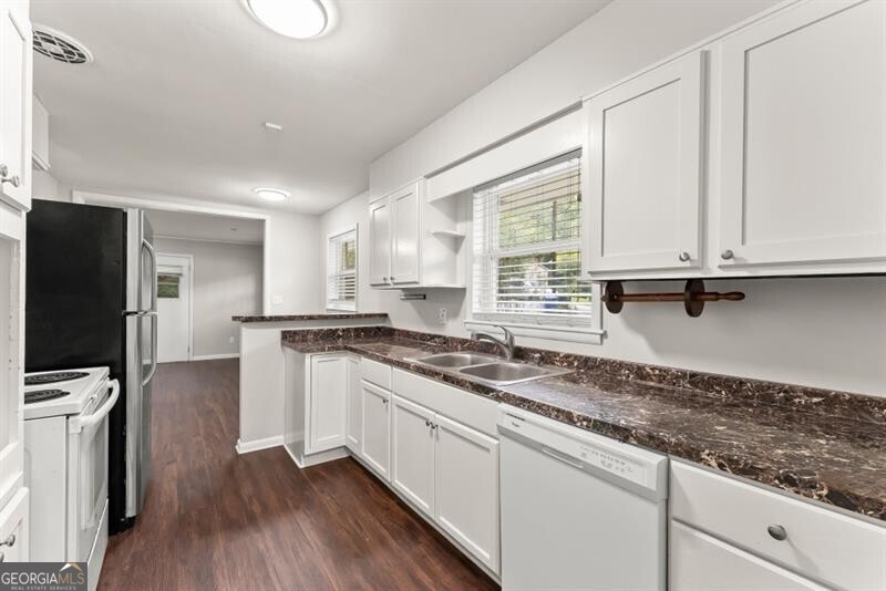 2352 Elmwood Circle SE Atlanta GA 30339