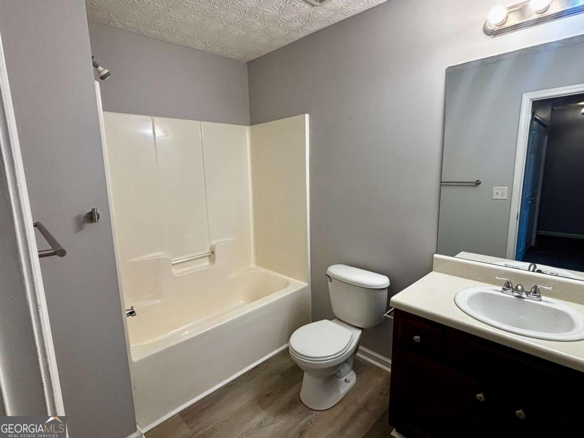 4249 High Park Lane East Point GA 30344