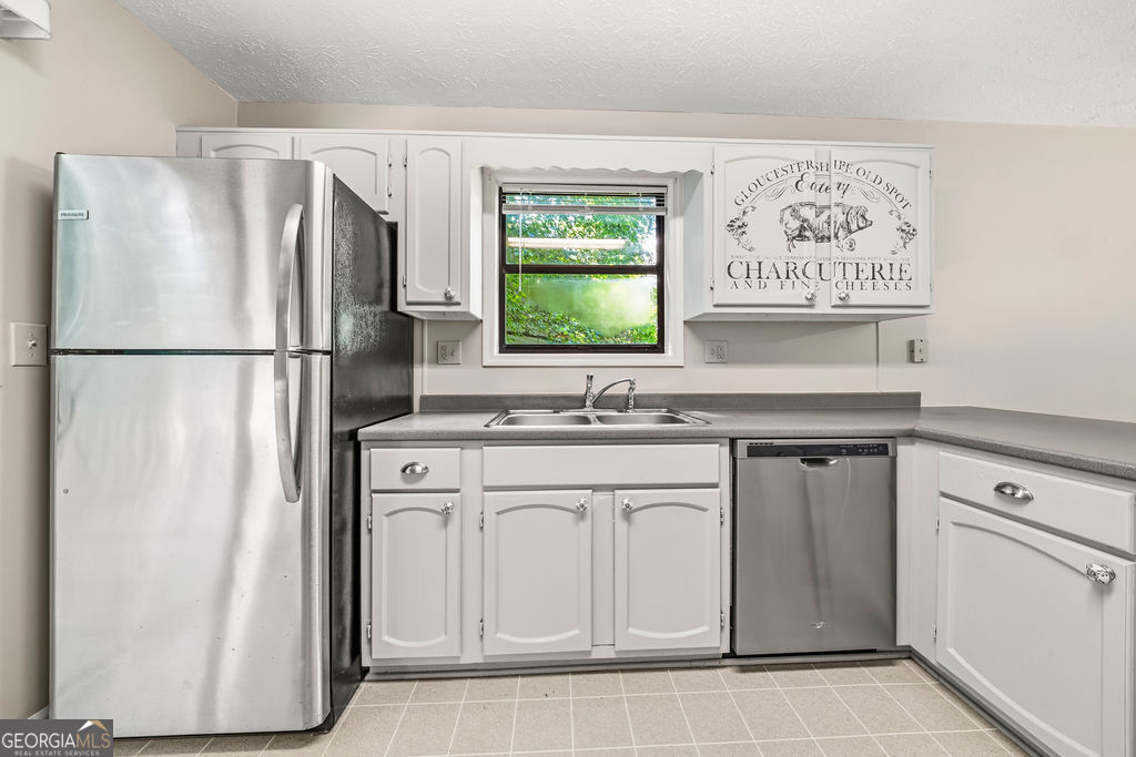 4741 N Springs Road NW Kennesaw GA 30144