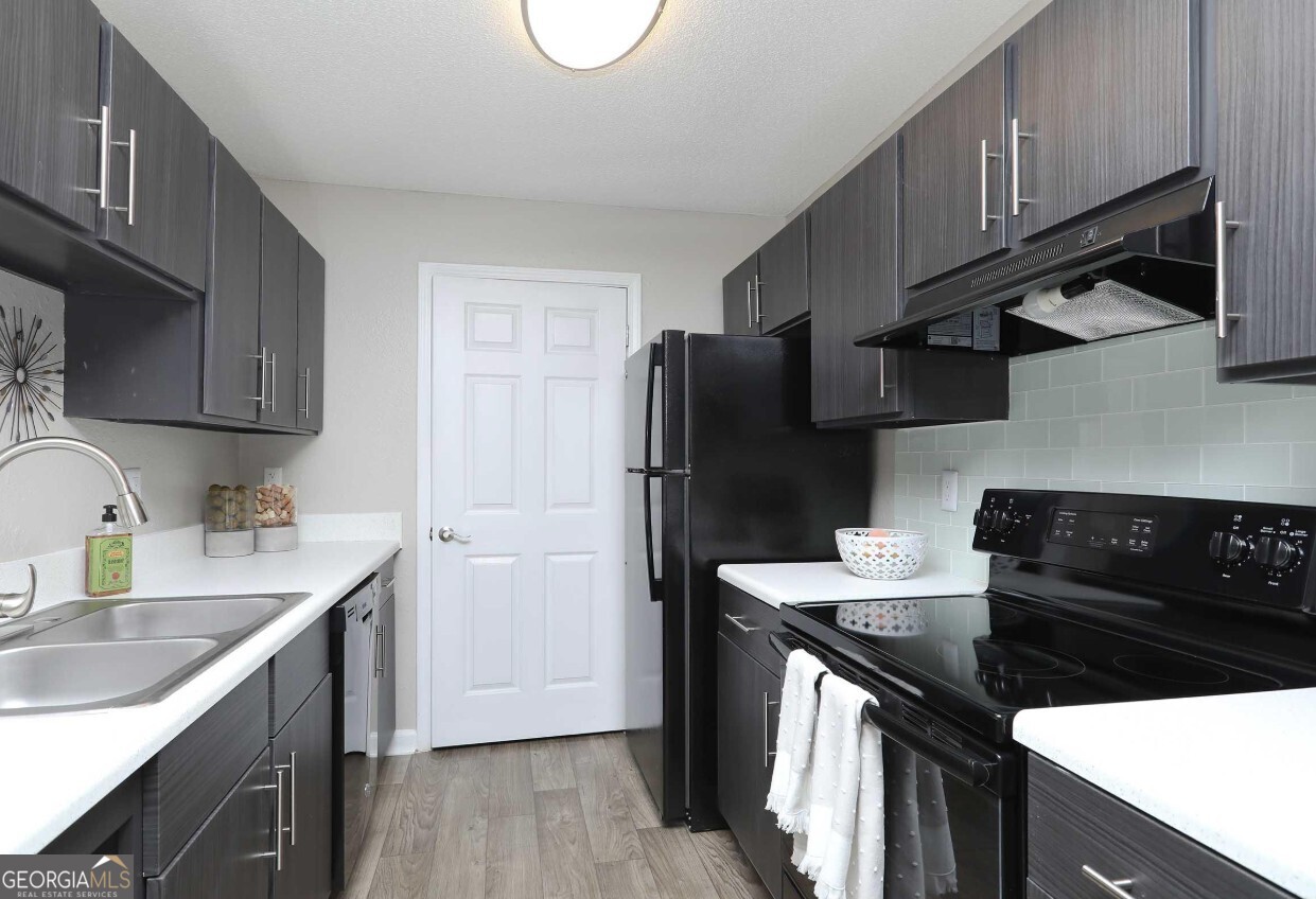 9200 Roberts Drive Sandy Springs GA 30350