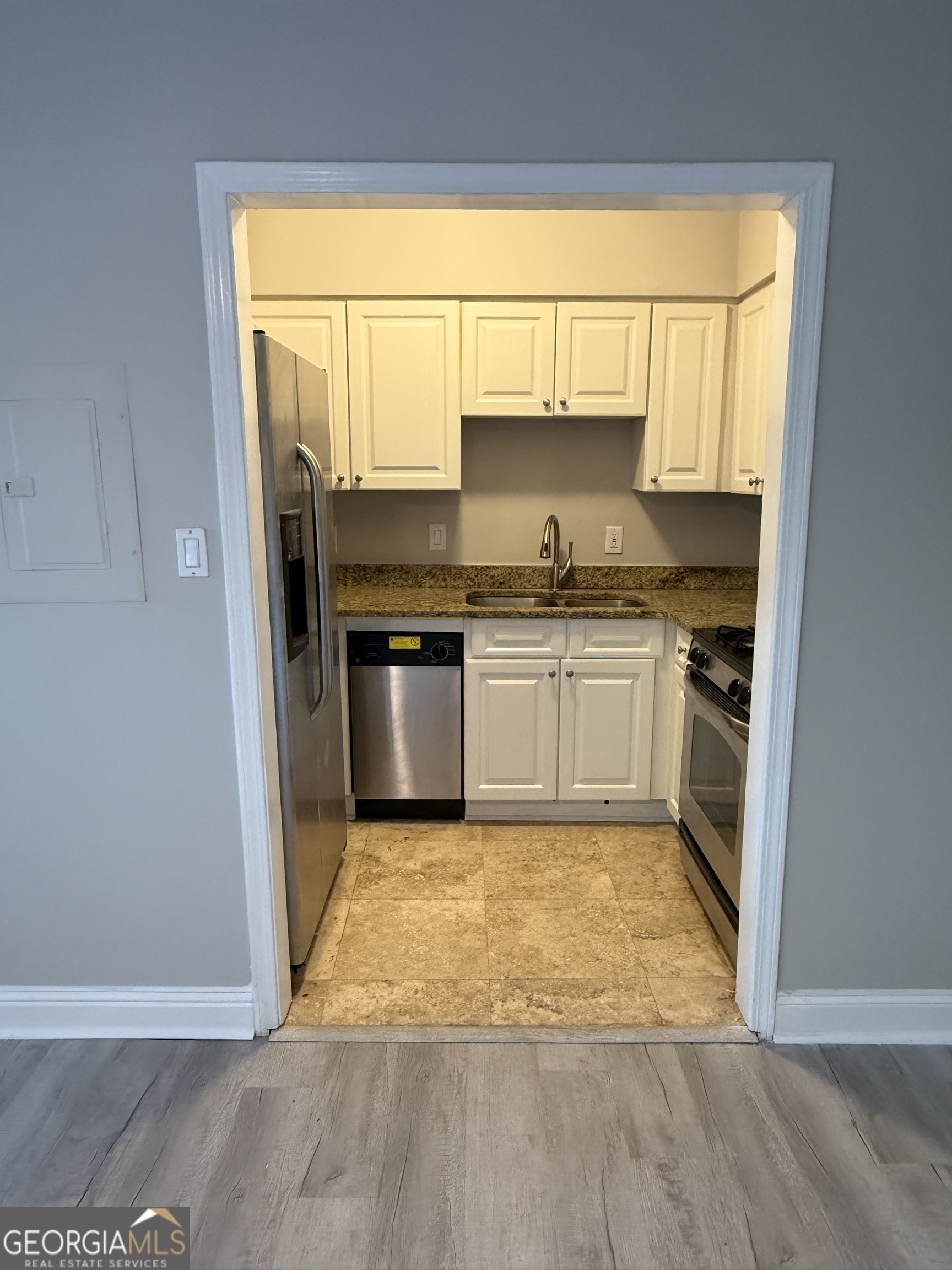 6980 Roswell Road Sandy Springs GA 30328