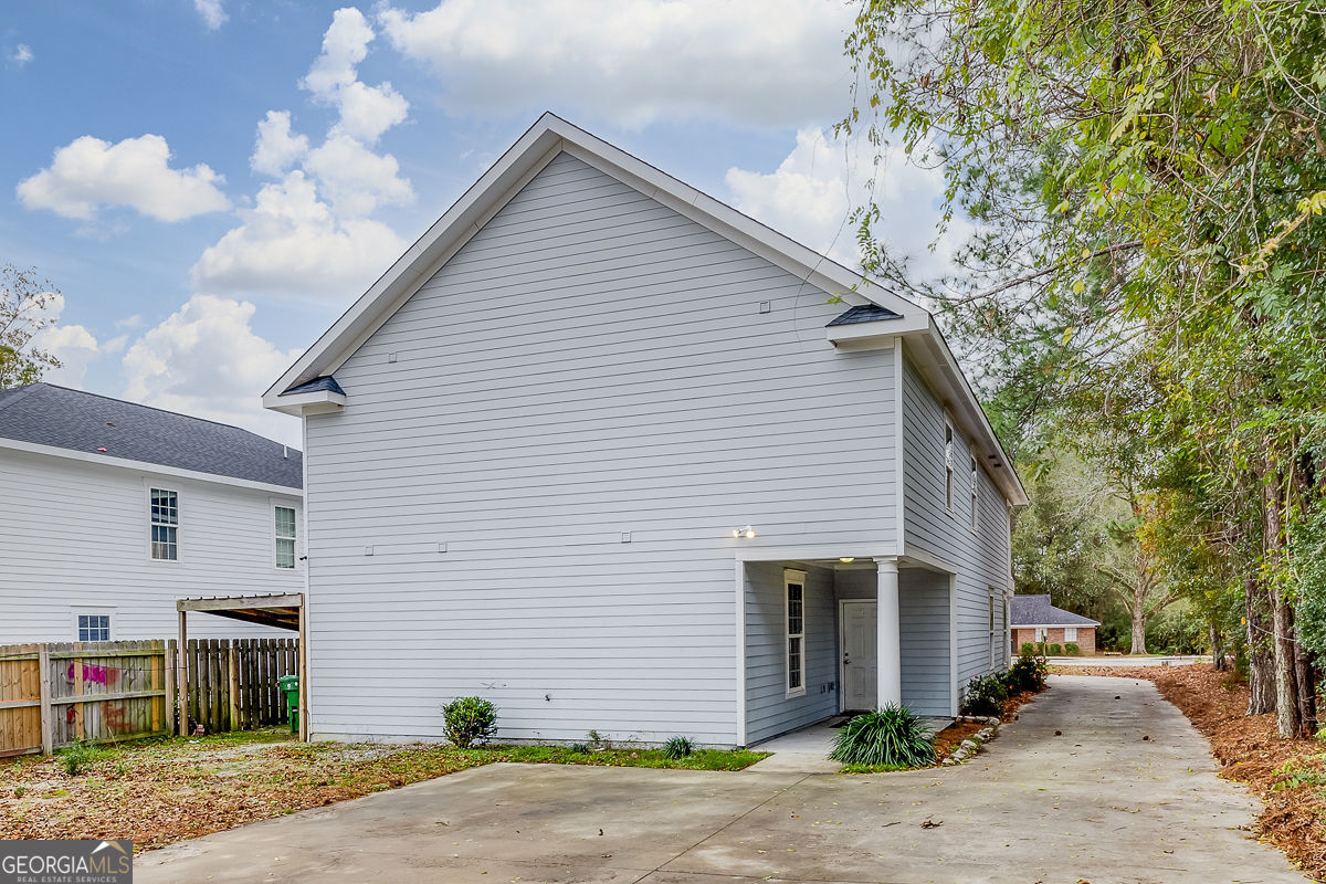803 Robinhood A Trail Statesboro GA 30458
