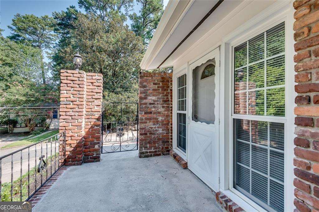 799 Marstevan Drive NE Atlanta GA 30306
