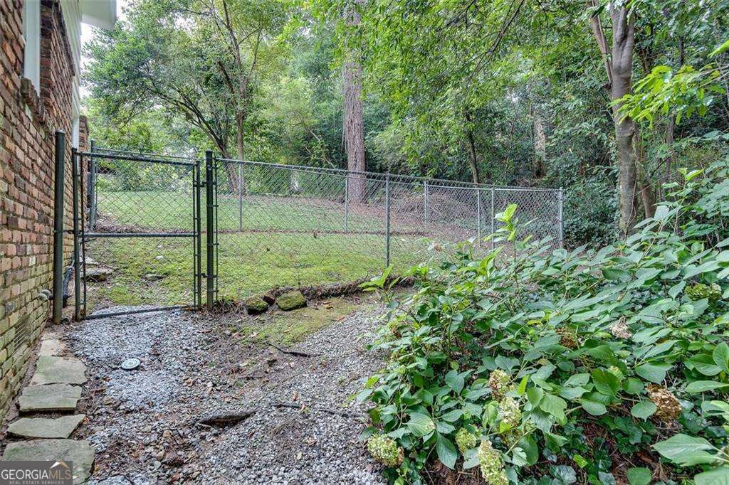 799 Marstevan Drive NE Atlanta GA 30306