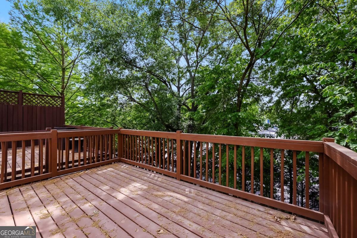 1915 Sterling Oaks Circle NE Atlanta GA 30319