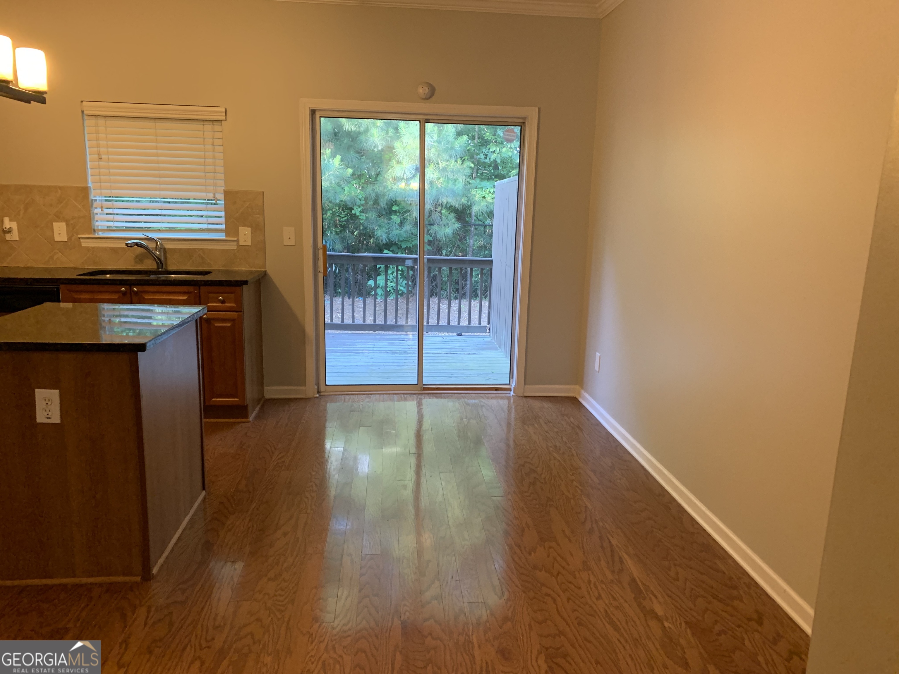 1569 Liberty Parkway NW Atlanta GA 30318