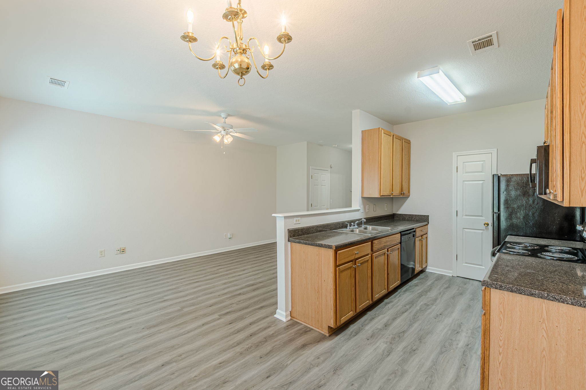 274 Brookview Drive Riverdale GA 30274
