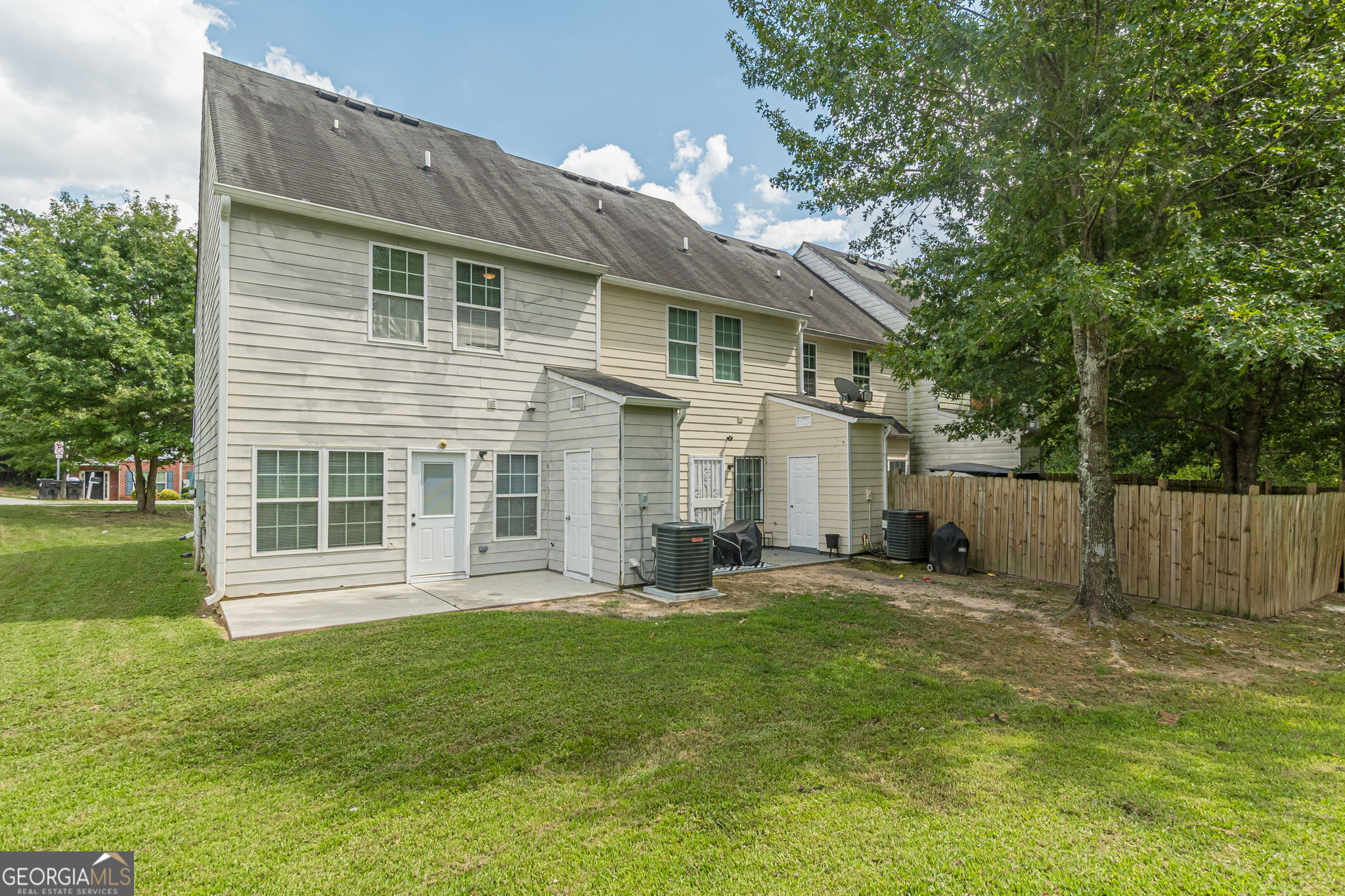274 Brookview Drive Riverdale GA 30274