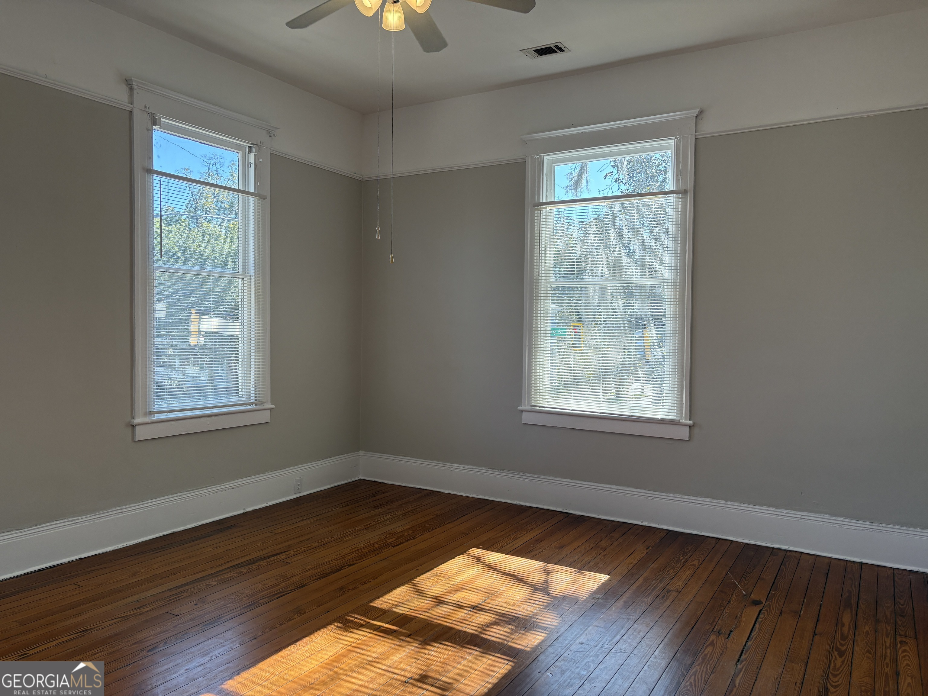 836 E Henry Street Savannah GA 31401