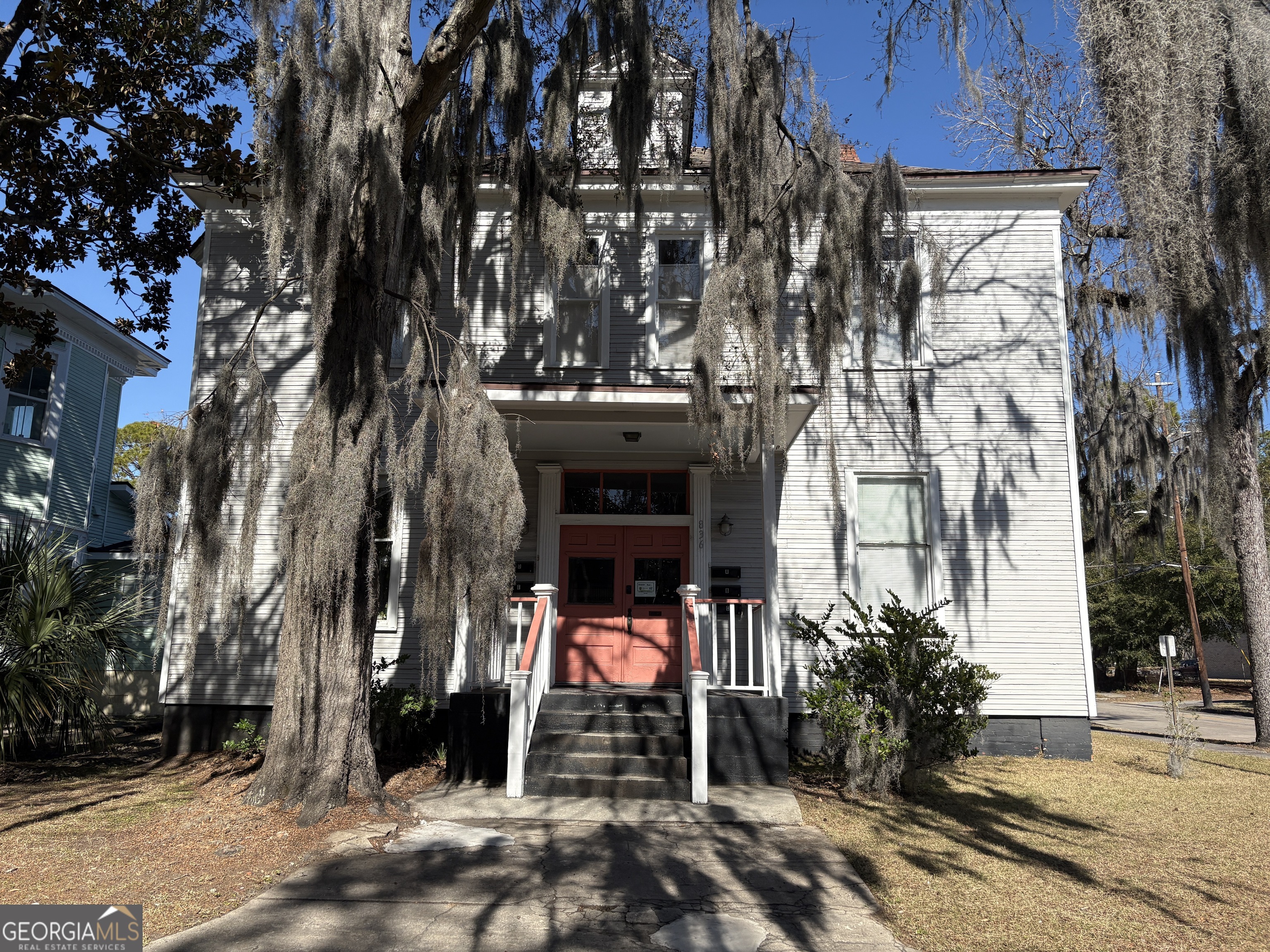 836 E Henry Street Savannah GA 31401
