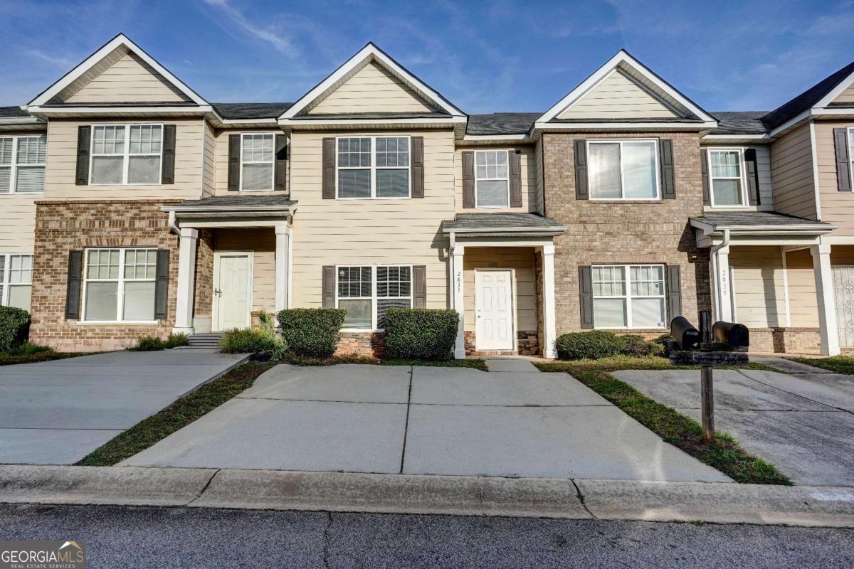 2837 Laurel Ridge Circle Atlanta GA 30344