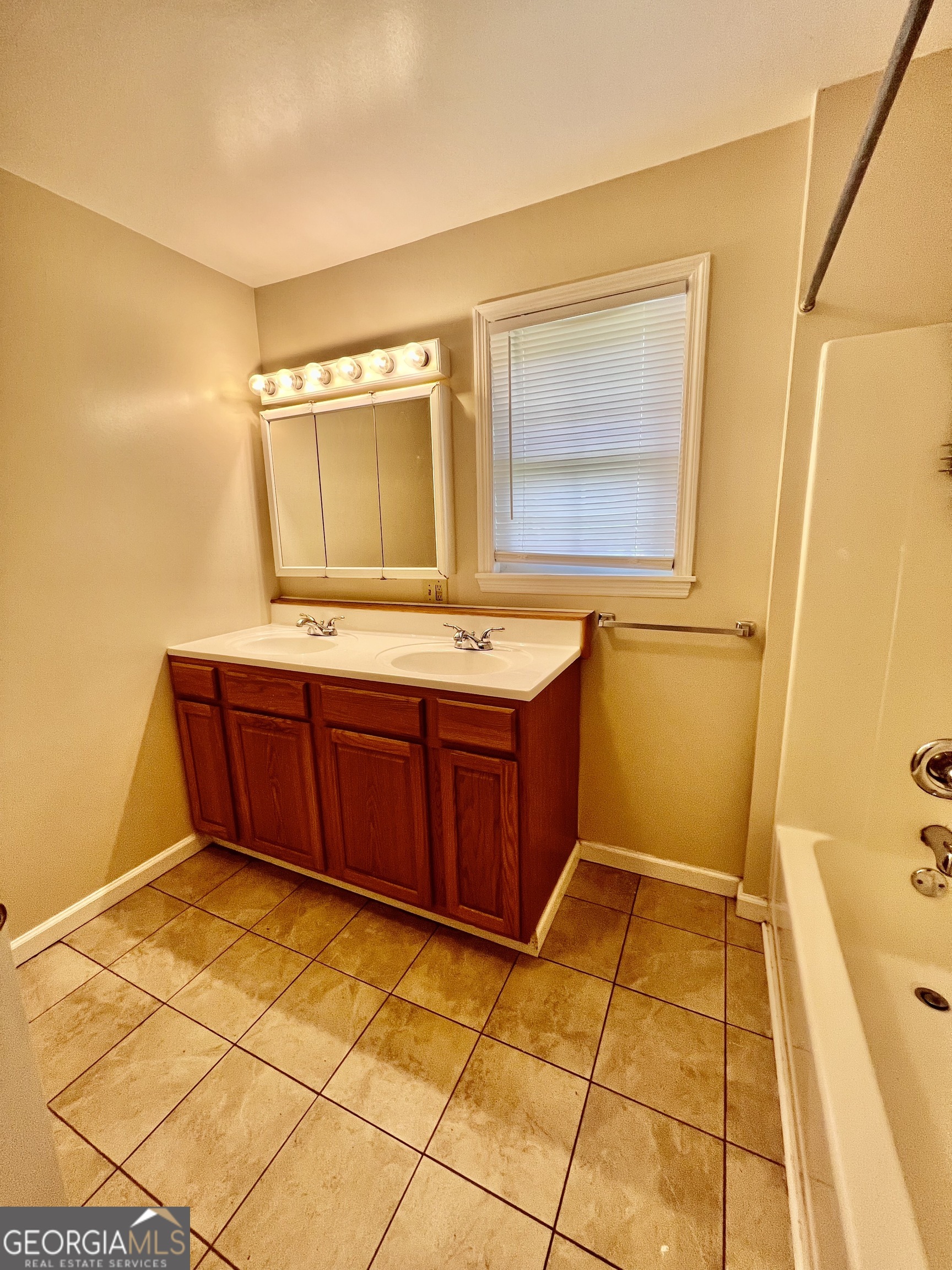 112 Cherry Lane Athens GA 30601