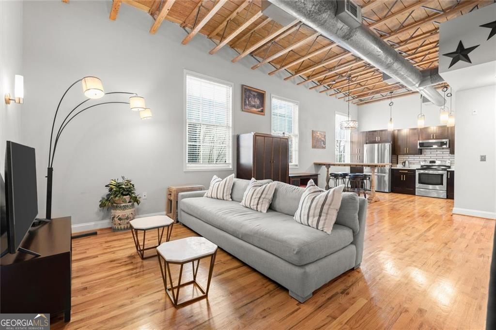 1756 Liberty Lane Roswell GA 30075
