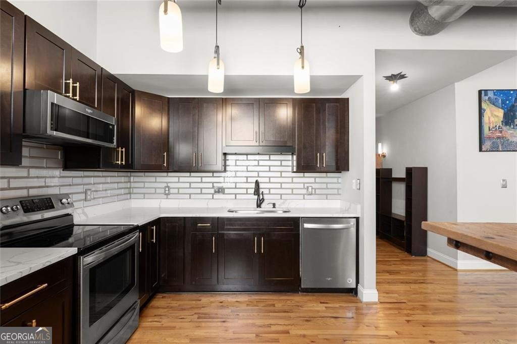 1756 Liberty Lane Roswell GA 30075