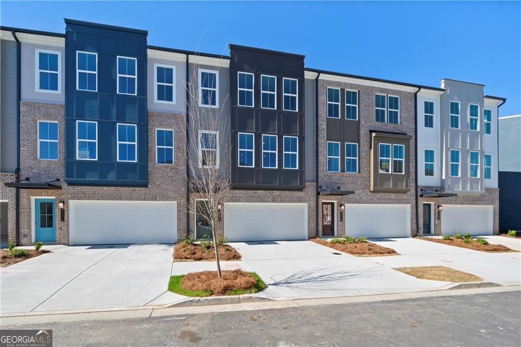2676 Creek View Terrace Atlanta GA 30318