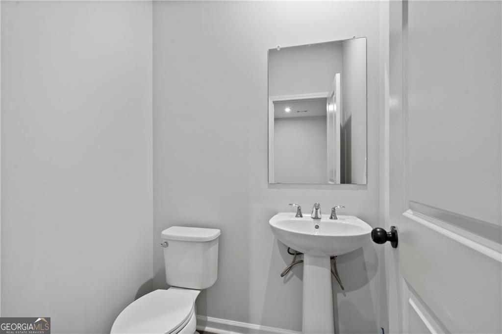 2676 Creek View Terrace Atlanta GA 30318