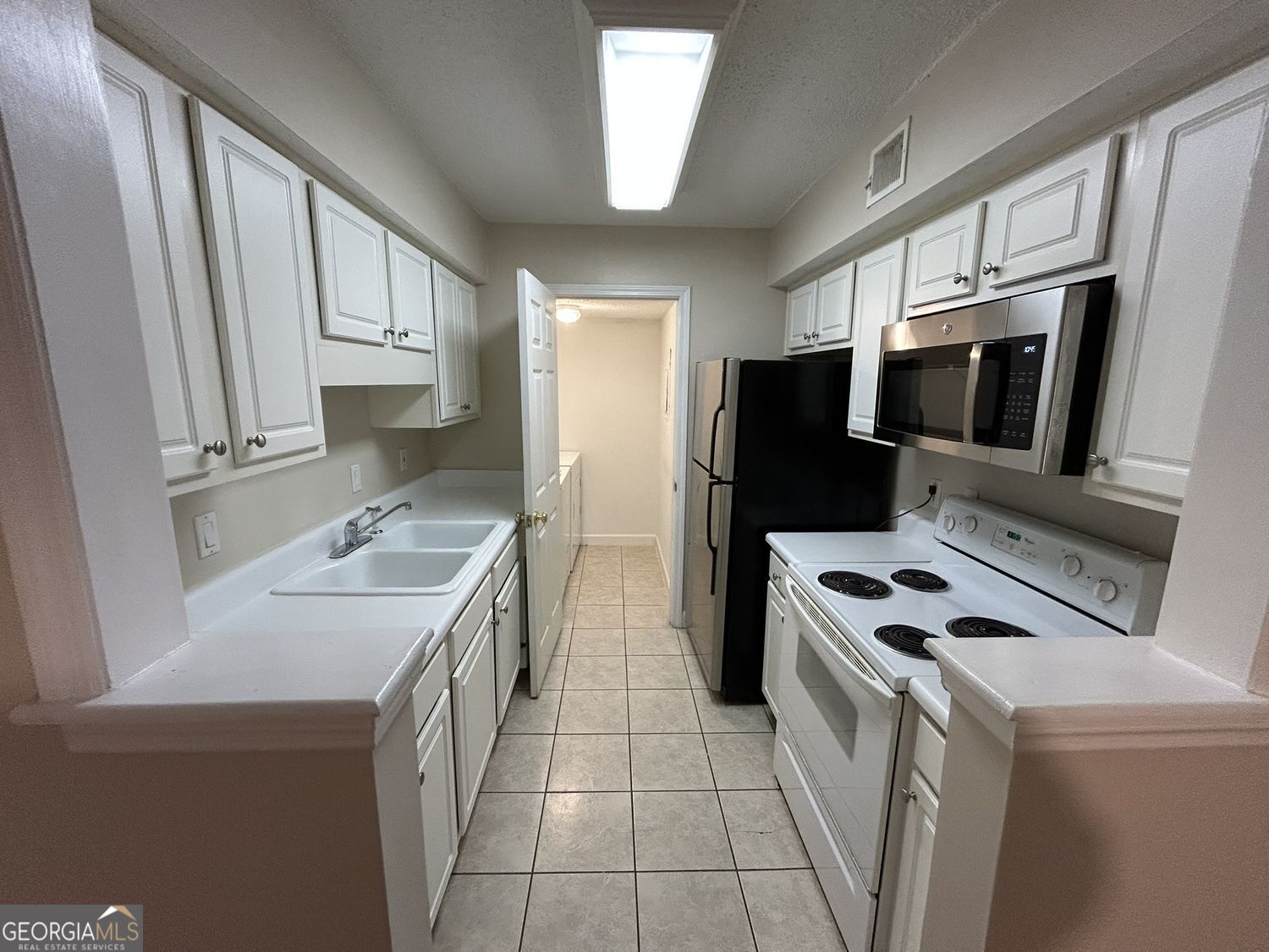 1016 Wingate Way Sandy Springs GA 30350