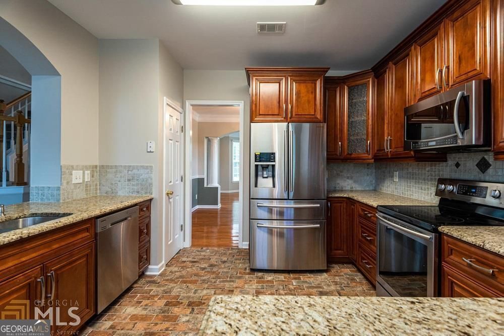 225 Heritage Lake Drive Fayetteville GA 30214