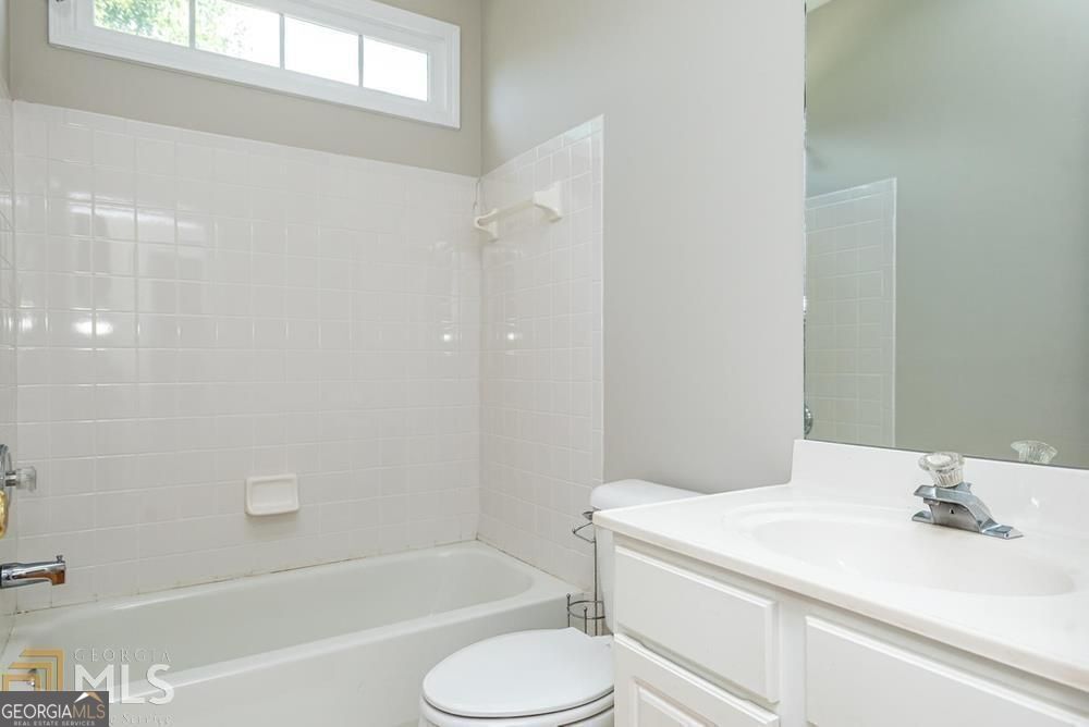 225 Heritage Lake Drive Fayetteville GA 30214