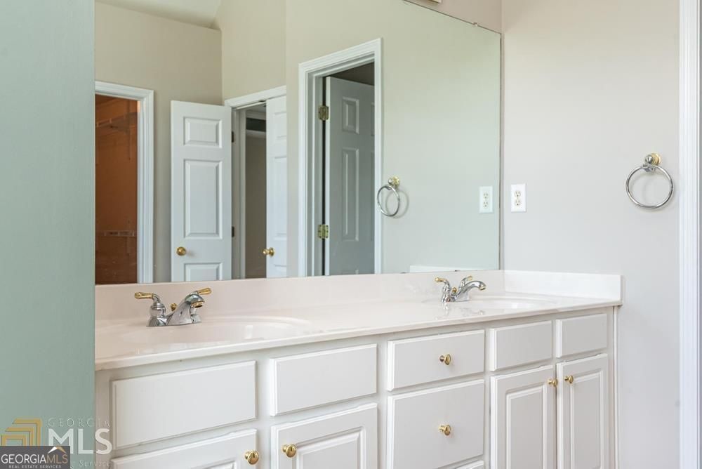 225 Heritage Lake Drive Fayetteville GA 30214