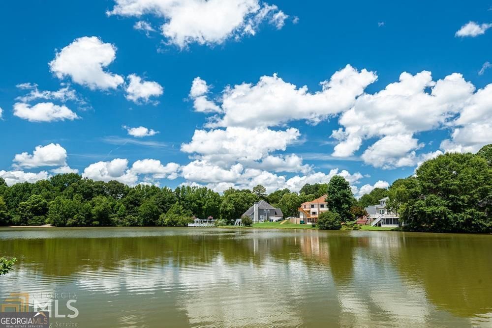 225 Heritage Lake Drive Fayetteville GA 30214