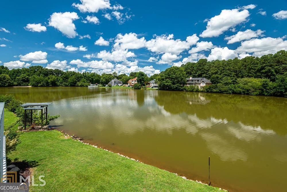 225 Heritage Lake Drive Fayetteville GA 30214