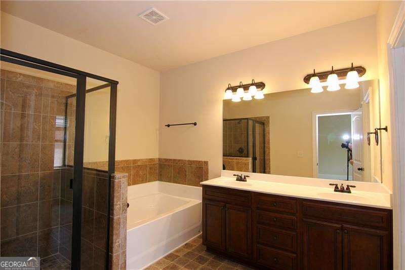 1660 Jardin Court Alpharetta GA 30022