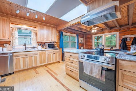 465 Waters Edge Drive Clarkesville GA 30523