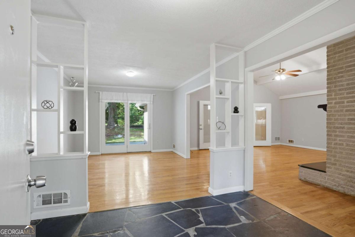 2209 Cherring Lane Atlanta GA 30338
