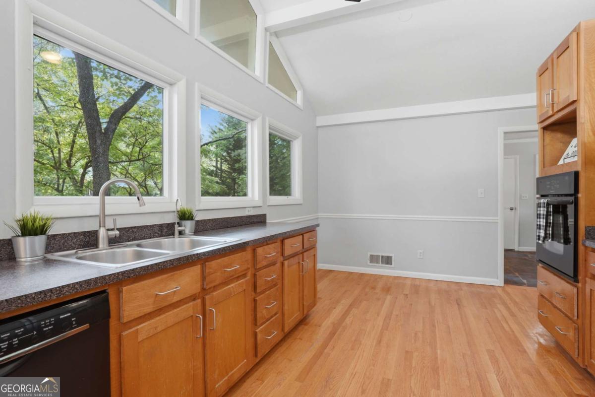 2209 Cherring Lane Atlanta GA 30338