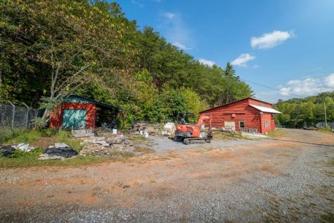 1328 Old Northcutt Road Ellijay GA 30540