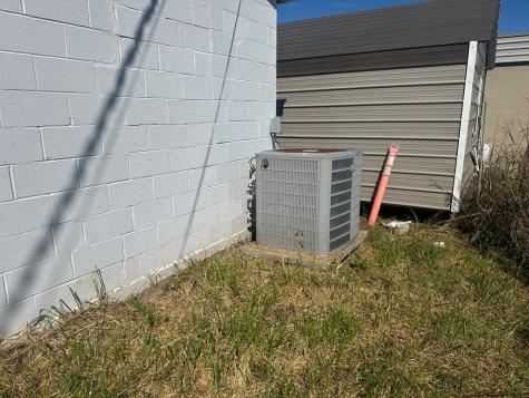 562 Tusquittee Street Hayesville NC 28904