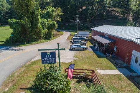 260 Mccutchen Street Ellijay GA 30540