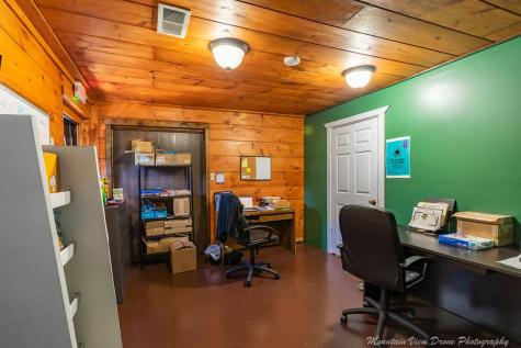 260 Mccutchen Street Ellijay GA 30540