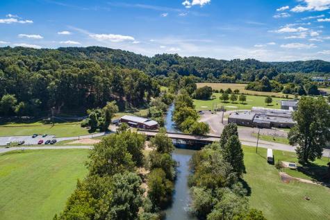 260 Mccutchen Street Ellijay GA 30540