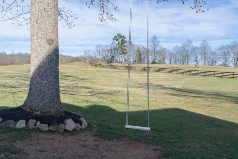 201 Mountainside Parkway Ellijay GA 30536