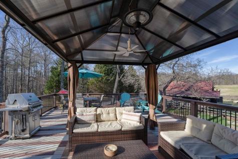 201 Mountainside Parkway Ellijay GA 30536